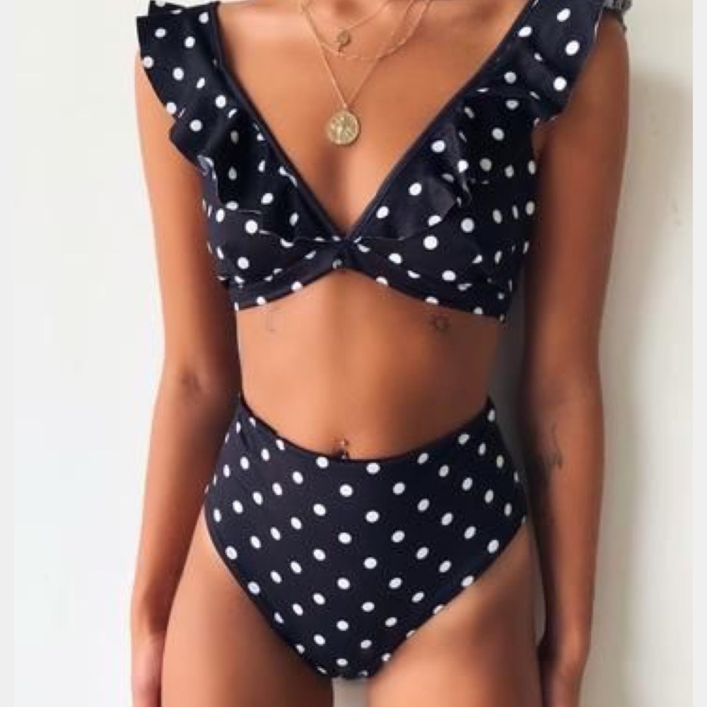 Polka dot ruffle bikini set